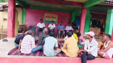 सक्ती: ग्राम उपकाचुवा में आयोजित कृषक चौपाल में किसानों को कृषि योजनाओं एवं आधुनिक खेती की जानकारी दी गई