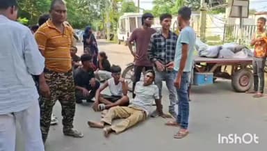 मुंगेर: प्रेम प्रसंग में लापता 16 वर्षीय किशोर का गंगा से शव मिला, हत्या का आरोप; सदर अस्पताल पर परिजनों का सड़क जाम