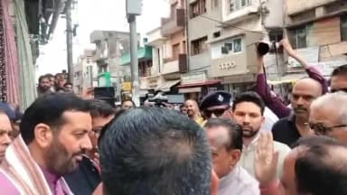 कालका: मुख्यमंत्री के सामने गूंजा कालका का दर्द, 20 मिनट तक सुनी जनता की समस्याएं, कांग्रेस वरिष्ठ नेता अजय सिंगला ने कारोबार,