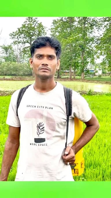 मुख्यमंत्री श्री विष्णु देव साय के सुशासन में किसानों को खेती के लिए पर्याप्त मात्रा में खाद उपलब्ध कराई जा रही है।
किसानों को समय पर खाद मिलने से कृषि कार्यों में तेजी आई है। दुकानों में उचित मूल्य पर पर्याप्त मात्रा में खाद उपलब्ध कराया जा रहा है।