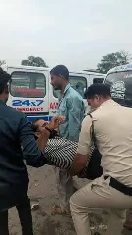 बलौदाबाज़ार: डायल 112 (थाना गिधौरी एवं चौकी गिरौदपुरी) ने गिरौदपुरी पेट्रोल पंप के पास दो बाइकों की जबरदस्त भिड़ंत की सूचना दी