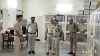 नवागढ़: बेमेतरा पुलिस लाइन का औचक निरीक्षण, नए एसपी त्रिलोक बंसल ने अनुशासन और संसाधन रखरखाव के दिए निर्देश