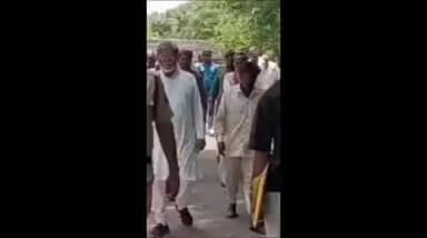 नीमच नगर: बाबुल का पेड़ काटते समय 15 फीट ऊंचाई से गिरने पर किसान की दर्दनाक मौत