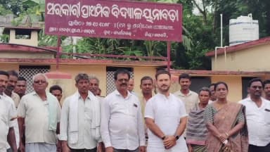 ପାରଳାଖେମୁଣ୍ଡି: ନାଭଡା ପ୍ରାଥମିକ ବିଦ୍ୟାଳୟ କୁ ଛାତ୍ର ଛାତ୍ରୀ କୌଣସି କାରଣ ରୁ ଆସୁନଥିବା ଶୁଣି ଅଚାନକ ଗ୍ରସ୍ତ କଲେ ପାରଳା ବିଧାୟକ