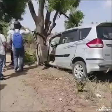 जालौर: आहोर में अनियंत्रित होकर पलटी कार, चालक घायल