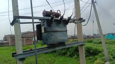 Kharsari men Transformer Ki shthiti kharab