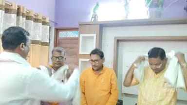 महाराजगंज: पुरैना में घुघली उत्तरी मंडल की कार्यसमिति बैठक हुई, बूथ अध्यक्ष सम्मेलन की रणनीति बनी