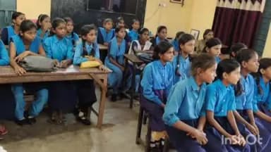 अरवल: पीएम श्री मध्य विद्यालय रामपुर चौरम में एंटी रोमियो स्क्वॉड ने चलाया जागरूकता अभियान
