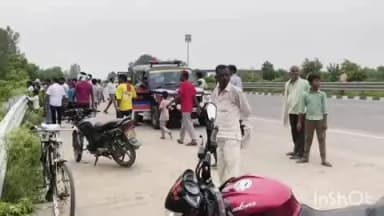 अजीतमल: खेतों में उठी दुर्गंध से खुला राज, हाईवे किनारे मिला अज्ञात युवक का शव, कई दिन पुराना होने से सड़-गल चुका था