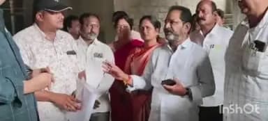 ఇల్లందు: ఇల్లందు పట్టణంలో నూతనంగా నిర్మిస్తున్న వంద పడకల ఆసుపత్రి పనులను పరిశీలించిన ఎమ్మెల్యే కోరం