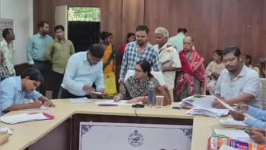 ବୌଦ୍ଧ ସଦର: ବୌଦ୍ଧ ବ୍ଲକ କାର୍ଯ୍ୟାଳୟ ଠାରେ ଅଚିନ୍ହିତ ଭୋଟରଙ୍କ ଶୁଣାଣୀ ଶିବିରରେ