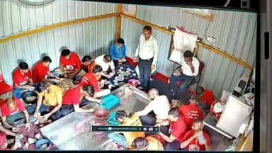 ओंकारेश्वर मंदिर के दान पेटी से तहसीलदार पटवारी और मंदिर के सहायक कार्य अधिकारी की उपस्थिति में 2o,86,300 राशि प्राप्त