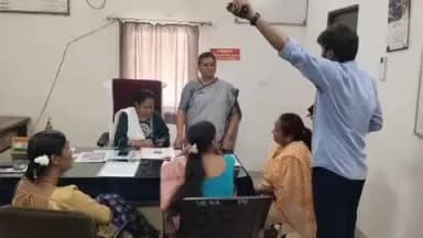 પાટણ શહેર: નગરપાલિકાના ચીફ ઓફિસર સામે કાર્યવાહી કરવા જાગૃત નાગરિકે એ ડિવિઝન પોલીસમાં મથકે અરજી આપી