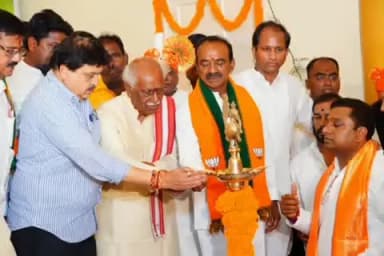 మేడ్చల్: బిజెపిలో చేరిన పలువురు ప్రముఖులు శుభాకాంక్షలు తెలిపిన ఎంపి