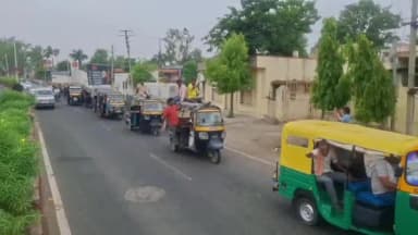 भीलवाड़ा: टेम्पू यूनियन ने निकाली रैली, जिला कलेक्टर को सौंपा ज्ञापन, 10 मांगों के शीघ्र समाधान की उठाई मांग