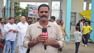 स्वार: रामपुर में मोहम्मद अली जौहर यूनिवर्सिटी पर छात्र-छात्राओं ने 38 भवन ना तोड़ने की प्रशासन से की गुहार