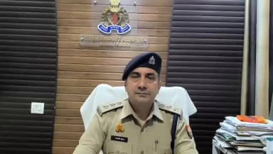 #BijnorPolice
थाना धामपुर क्षेत्रान्तर्गत ग्राम नंगला गूंगा जैतरा में एक नाबालिक लडकी के साथ गलत कार्य किये जाने पर अभियोग पंजीकृत कर स्थानीय पुलिस द्वारा की जा रही कार्यवाही के संबंध में क्षेत्राधिकारी धामपुर की बाइट ।
#UPPolice https://t.co/JJtsyNuZMm