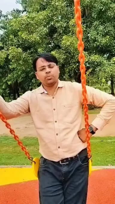 #लखनऊ_के_सभी_पार्कों पर 10 से 20 गुना फीस बढ़ाना आम पब्लिक की लूट है योगी BJP सरकार शर्म करो #MD_News