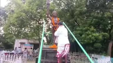 ବାରିପଦା ସଦର: କୁଆଁରଡିହିରେ ‘ମାରାଂ ଗଙ୍କେ ଜୟପାଲ୍ ସିଂ ମୁଣ୍ଡା, ମୁଣ୍ଡାରୀ ବିଦ୍ୟାଳୟ’ ପ୍ରତିଷ୍ଠା: ମାତୃଭାଷାର ସଂରକ୍ଷଣ ଓ ପ୍ରସାର ପାଇଁ ଅଭିନବ ପଦକ୍ଷେପ