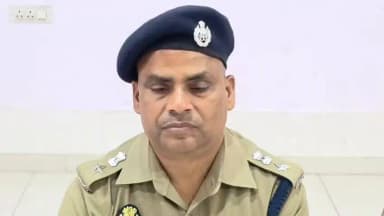आगामी 'राजकीय मुड़िया पूनों मेला-2026' के सफल और शांतिपूर्ण आयोजन सुनिश्चित करने हेतु आज गोवर्धन के राधे श्याम सेवा सदन में एक विशेष प्रशिक्षण कार्यशाला का आयोजन किया गया । बाइट #spra_mta ।
@Uppolice
@adgzoneagra
@digrangeagra https://t.co/mTqB7uaPAQ