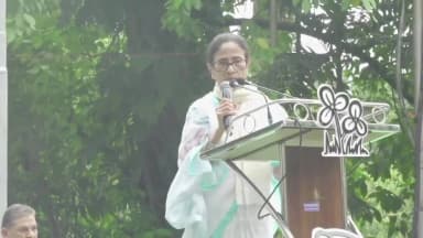 কলকাতা: ‘তার কেটে সভা বানচালের চেষ্টা করেছে তার-কাটা বিজেপি’— বিস্ফোরক অভিযোগ মমতার