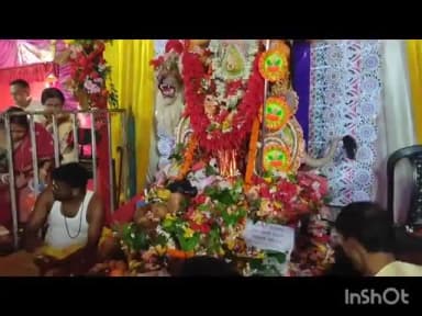 हिरणपुर: महिलाओं ने श्रद्धा से की मां विपत्तारिणी की पूजा, परिवार की सुख-समृद्धि व संकटों से मुक्ति की कामना