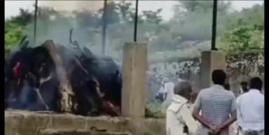 सपोटरा: बालौती में जहर खाने से हुई मौत के बाद पति-पत्नी और बेटे का एक चिता पर किया गया अंतिम संस्कार