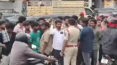 ఇబ్రహీంపట్నం: గిగ్ వర్కర్ల సమస్యలను పరిష్కరించాలని ఎల్బీనగర్లో నిరసన, భారీగా మోహరించిన పోలీసులు