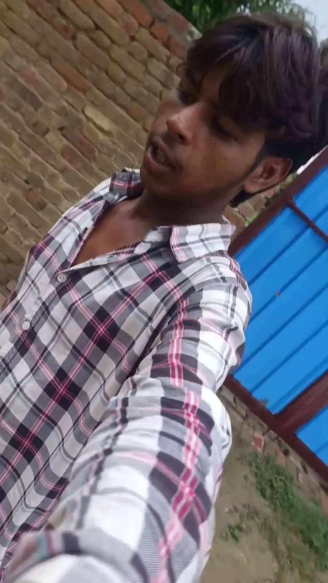 Mohammad ganj me bahut bura rasta he
jaldi se jaldi theek karai yaha bhaut pareshan I he nikle ne me college Jane me