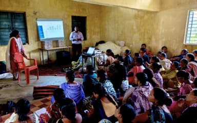 कोन्टा: कोंटा में 5 पंचायत सचिवों को कारण बताओ नोटिस, कलेक्टर का सख्त आदेश