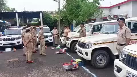 पुलिस अधीक्षक गौरव राय ( IPS ) ने रक्षित केंद्र में ली भव्य जनरल परेड।