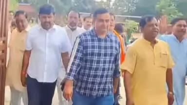 फतेहपुर: लक्ष्मणगढ़ में भाजपा कार्यकर्ताओं ने प्रधानमंत्री के लिए अपशब्द कहने पर जताया विरोध, कड़ी आपत्ति की