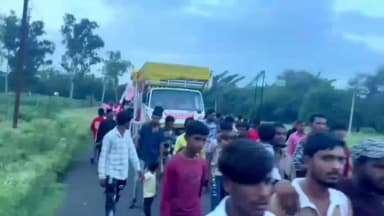 महिदपुर: बिना अनुमति ताज़िए का जुलूस निकालने और तेज DJ बजाने पर, पुलिस ने विशेष वर्ग के जनसमूह के आयोजकों पर की कार्रवाई