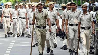 करावल नगर: दिल्ली-यूपी में साइकोट्रोपिक दवाओं के अंतर-राज्यीय गिरोह का भंडाफोड़, 470 किलो दवा और एक वाहन बरामद