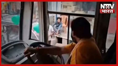 महोबा: मंत्री का काफिला रोकने वाले बाहुबली MLA गुड्डू भइया का ड्राइवर अवतार! अयोध्या के लिए सवारी भरते हुए वायरल...
#mahoba95 #charkhari #BrijbhushanRajput #GudduBhaiya #MLA #ViralVideo Brijbhushan Rajput Brij Bhushan Rajput #followers Dharmendra Kumar