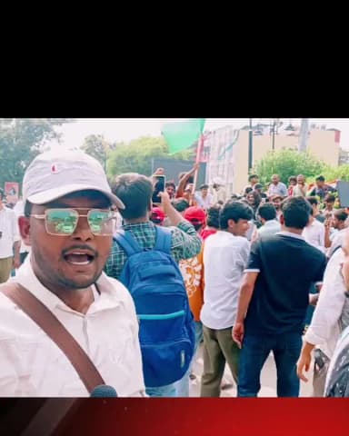 सदर: 🚨 पुलिस का बैरियर और लोगों की मौज! 😱
#Prayagraj #PrayagrajProtest #PoliceBarrier #BreakingNews #ViralVideo