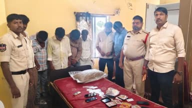 నారాయణపేట్: మరికల్ లో పేకాట ఆడుతున్న 7 మందిని పోలీసులు పట్టివేత