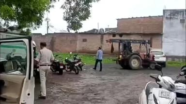खाचरौद: खाचरोद पुलिस ने लाखों की सनसनीखेज चोरी में मास्टरमाइंड समेत 3 आरोपियों को गिरफ्तार कर चोरी के आभूषण ज़ब्त किए