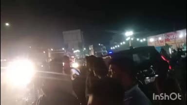 गढ़मुक्तेश्वर: नेशनल हाईवे 9 पर गांव बदरखा के पास दो कारों की जोरदार टक्कर, हादसे में 2 लोगों की मौत और 5 घायल