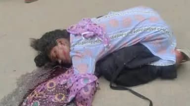 चेनारी सबराबाद तेलारी पथ पर अज्ञात महिला का शव गोलीमार हत्या कर फेंका गया अभी चेनारी थाना घटना स्थल पहुंची
