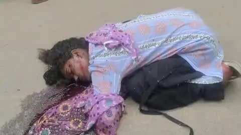 चेनारी सबराबाद तेलारी पथ पर अज्ञात महिला का शव गोलीमार हत्या कर फेंका गया अभी चेनारी थाना घटना स्थल पहुंची