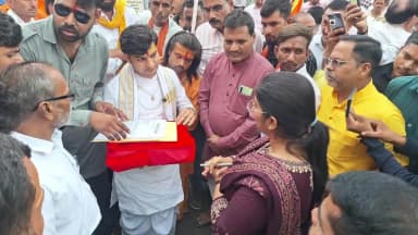 राजगढ़: गौ भक्तों ने रक्षा संगठन के नेतृत्व में एसडीएम को सौंपा ज्ञापन, गौ माता को राष्ट्रीय माता घोषित करने की मांग