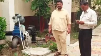 बुढ़ाना: कस्बे के वार्ड नंबर 13 में पानी सप्लाई न होने पर ग्रामीण हुए हलकान, सभासद इमरान कुरैशी ने बताया ट्यूबवेल खराब