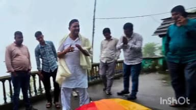 रामगढ़: कैबिनेट मंत्री राम सिंह कैड़ा ने दुर्गम गांवों का दौरा किया, सुनी जनसमस्याएं