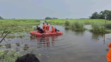 प्रतापगंज: मिरचईया नदी में नहाने गया युवक डूबा, 24 घंटे बाद भी लापता; पुलिस व एनडीआरएफ का खोज अभियान जारी