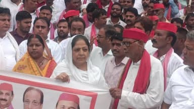 बलरामपुर समाचार रामपुर के जौहर विश्वविद्यालय को बचाने के लिए सपा ने कसा कमर विधायक राकेश यादव के नेतृत्व में कियाजोरदार