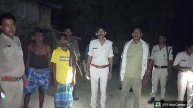 मनीगाछी: बाजितपुर में वाजितपुर थाना पुलिस ने गैर-जमानती वारंट के तहत दो आरोपी गिरफ्तार किए