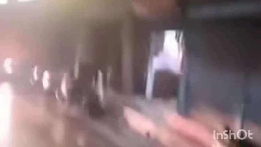चमोली: जोशीमठ बाजार में देर रात अनियंत्रित टाटा सूमो ने कई वाहनों को मारी टक्कर