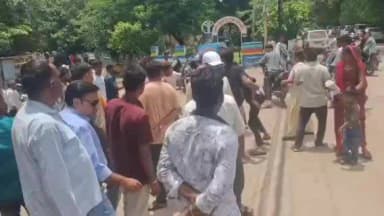 नरसिंहपुर: चाट की दुकान पर महिला व परिजनों से मारपीट का वीडियो वायरल, कोतवाली थाने में शिकायत दर्ज