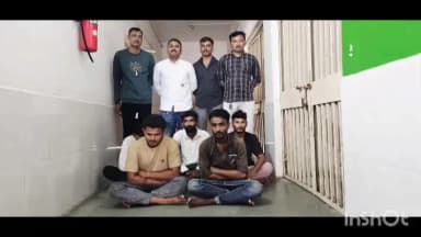 ભાણવડ: દ્વારકામાં ટીવી સ્ટેશન વિસ્તારમાં ચાલતા જુગારધામ પર પોલીસ નો દરોળો
જાહેરમાં જુગાર રમતા પાંચ ઝડપાયા
